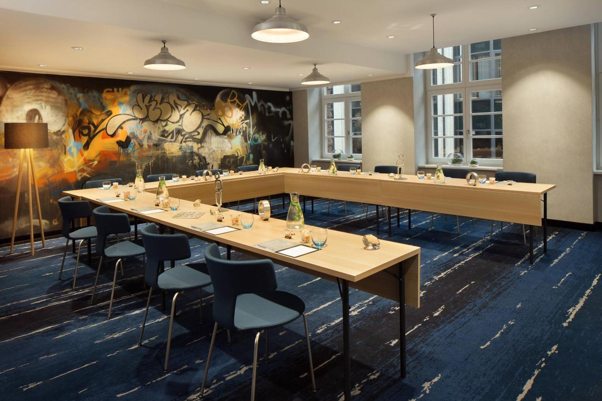 فندق رينيسانس هامبورغ المظهر الخارجي الصورة Meeting room