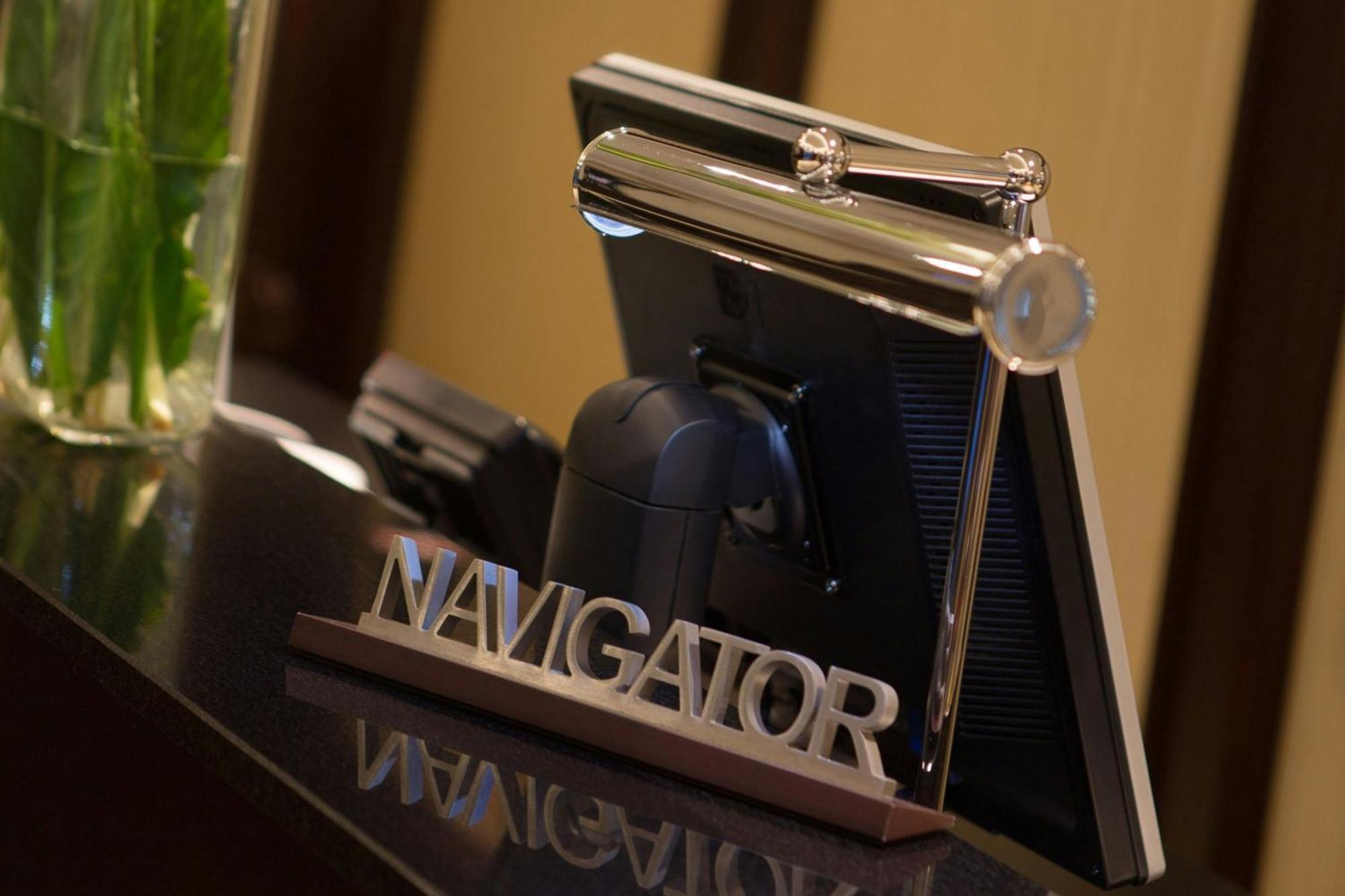 فندق رينيسانس هامبورغ المظهر الخارجي الصورة Navigator